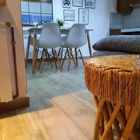 Mcastet, Casita Aranesa En El Valle De Aran * Bossost