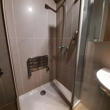 Mcastet, Casita Aranesa En El Valle De Aran Bossost