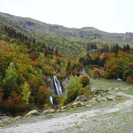 Mcastet, Casita Aranesa En El Valle De Aran * Bossost